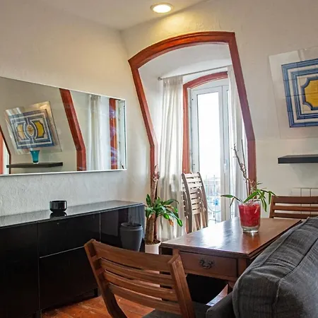 Quirky 3 Bedroom Floor In Bicasao Paulo Apartment