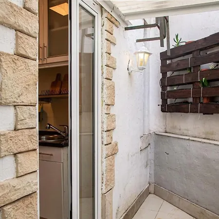 Quirky 3 Bedroom Floor In Bicasao Paulo Apartment *